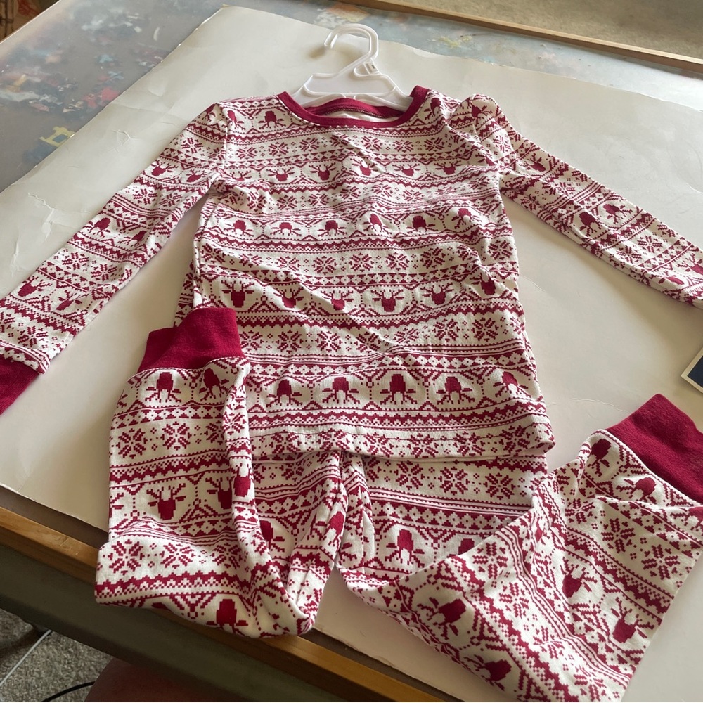 Jingles and Joy NWT Kids Festive Pajama Set - Red and White